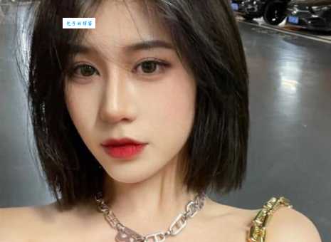 非主流女生蓬松发型图片，总有一款适合你！