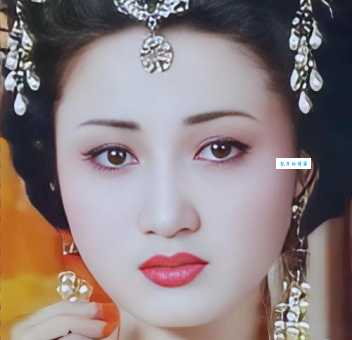 倾城一笑百媚生是什么意思古人夸美女的经典说法