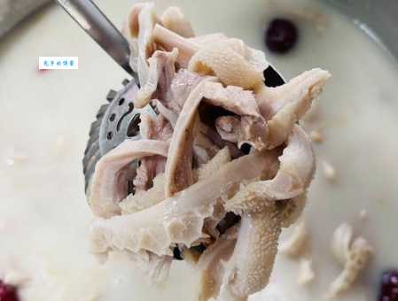羊肉汤白色是什么造成的 原来这才是关键步骤
