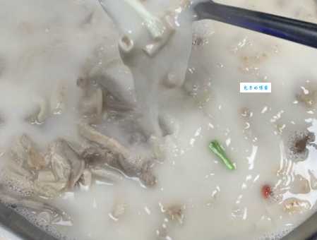 羊肉汤白色是什么造成的 原来这才是关键步骤